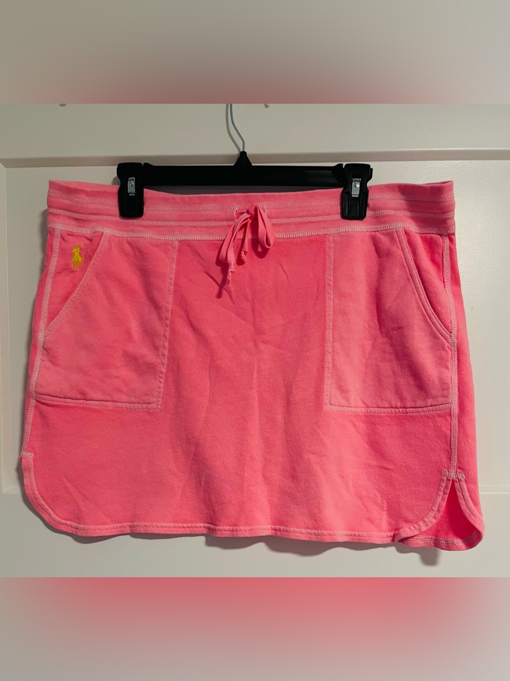 POLO RALPH LAUREN , LIKE NEW, VIBRANT PINK, SIZE L, BIN 1